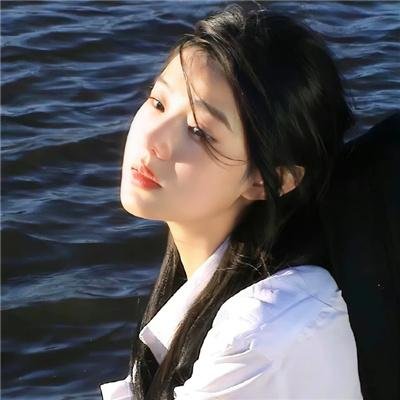 嘘,国王在冬眠